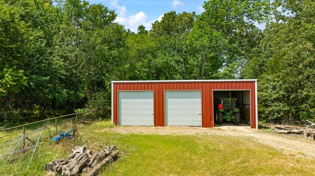 618 County Road 33970, Powderly, TX 75473