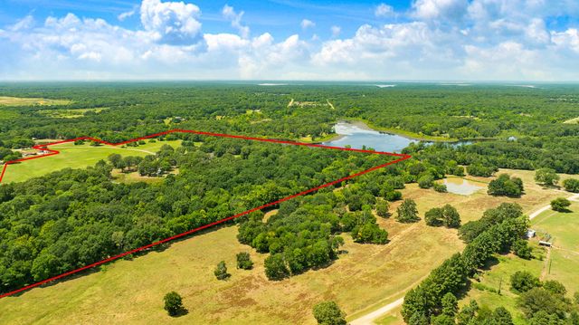 618 County Road 33970, Powderly, TX 75473