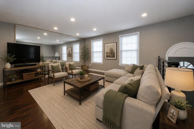 7608 DICKS AVE, Philadelphia, PA 19153
