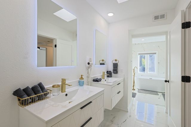 4939 Thunder Road, Dallas, TX 75244