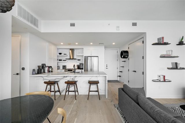 301 West Ave 2201, Austin, TX 78701