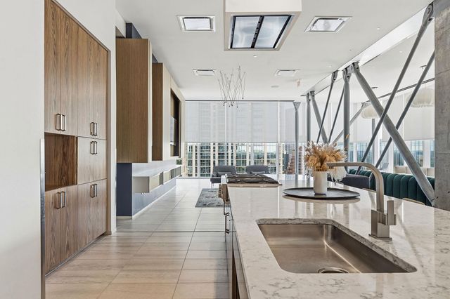301 West Ave 2201, Austin, TX 78701