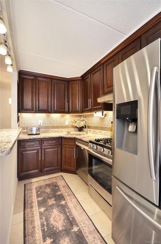 397 N Broadway 1F, Yonkers, NY 10701
