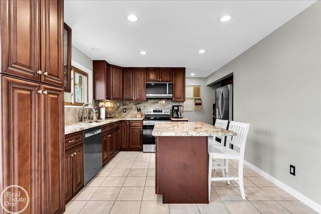 71650 Eldred Road, Bruce, MI 48065