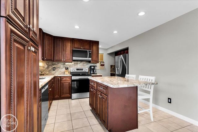 71650 Eldred Road, Bruce, MI 48065