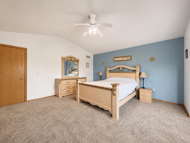 213 Yarrow Hill Drive, Cottage Grove, WI 53527
