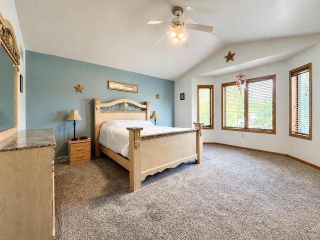 213 Yarrow Hill Drive, Cottage Grove, WI 53527