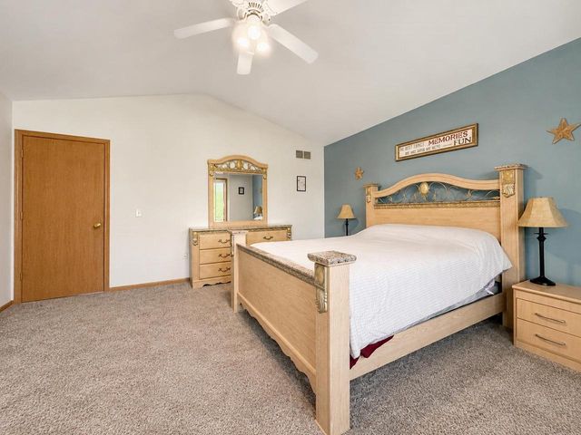 213 Yarrow Hill Drive, Cottage Grove, WI 53527