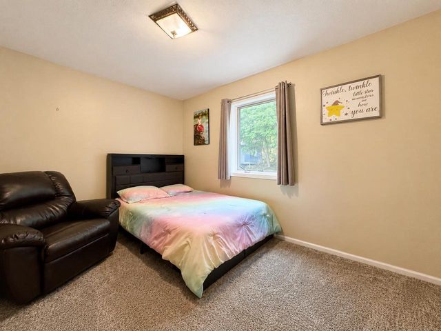 213 Yarrow Hill Drive, Cottage Grove, WI 53527