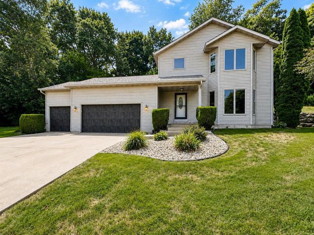 213 Yarrow Hill Drive, Cottage Grove, WI 53527