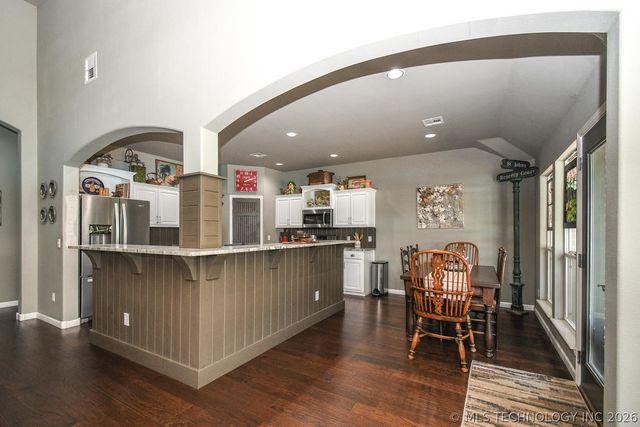 2143 S 280th East Avenue, Catoosa, OK 74015