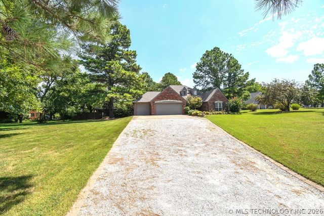 2143 S 280th East Avenue, Catoosa, OK 74015