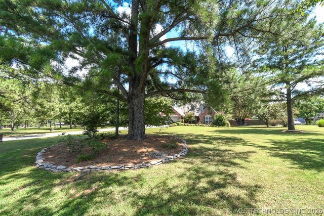 2143 S 280th East Avenue, Catoosa, OK 74015
