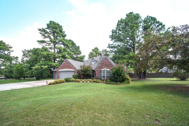 2143 S 280th East Avenue, Catoosa, OK 74015
