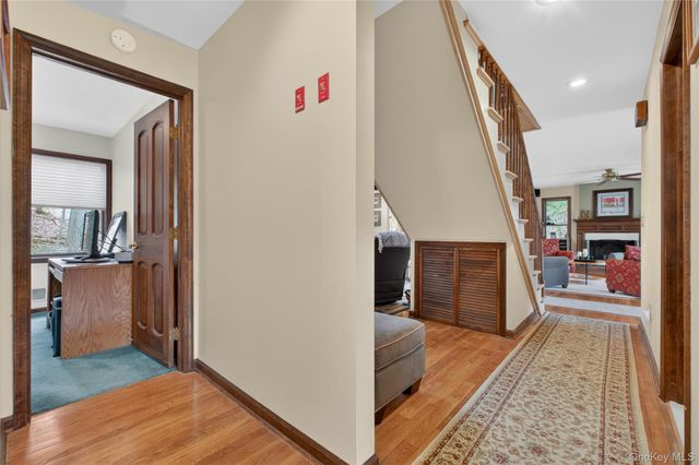 256 Overlook Road, Poughkeepsie, NY 12603