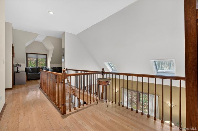 256 Overlook Road, Poughkeepsie, NY 12603