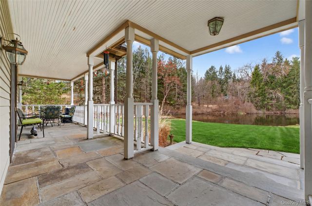 256 Overlook Road, Poughkeepsie, NY 12603