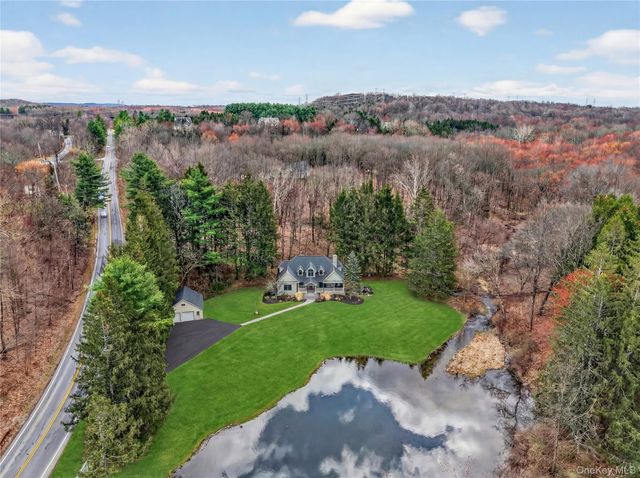 256 Overlook Road, Poughkeepsie, NY 12603