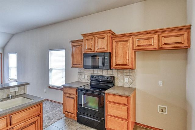 13309 SW 3rd Street, Yukon, OK 73099