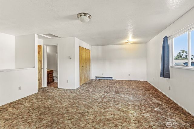 244 19th Avenue, Longview, WA 98632