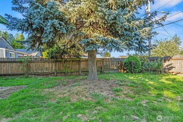 244 19th Avenue, Longview, WA 98632