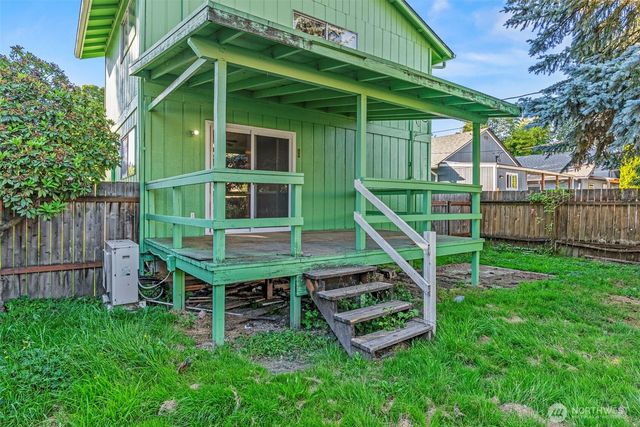 244 19th Avenue, Longview, WA 98632