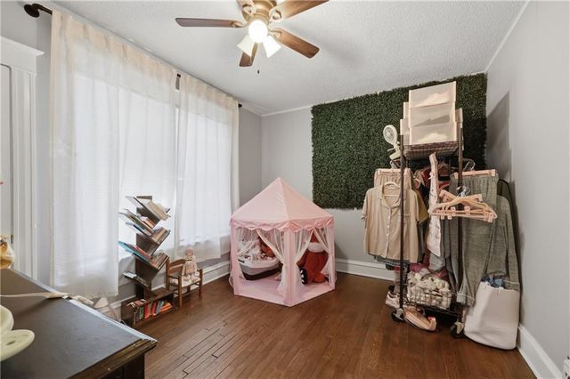 4239 Chestnut Avenue, Kansas City, MO 64130