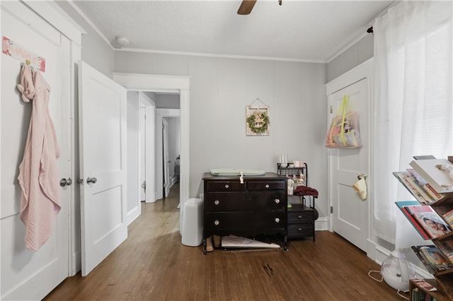 4239 Chestnut Avenue, Kansas City, MO 64130