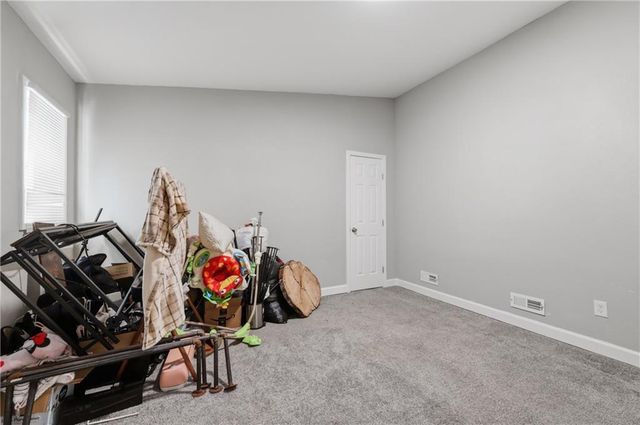 4239 Chestnut Avenue, Kansas City, MO 64130