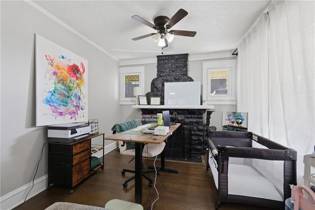 4239 Chestnut Avenue, Kansas City, MO 64130