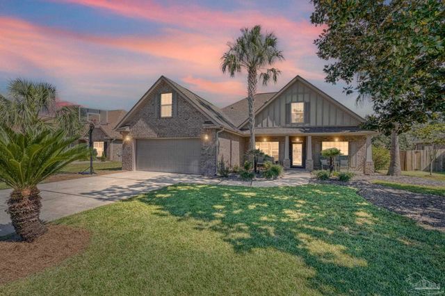 2792 Grand Bay Ct, Navarre, FL 32566