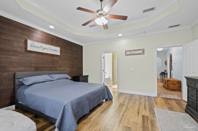 2792 Grand Bay Ct, Navarre, FL 32566