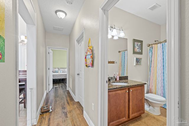 2792 Grand Bay Ct, Navarre, FL 32566