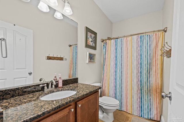 2792 Grand Bay Ct, Navarre, FL 32566