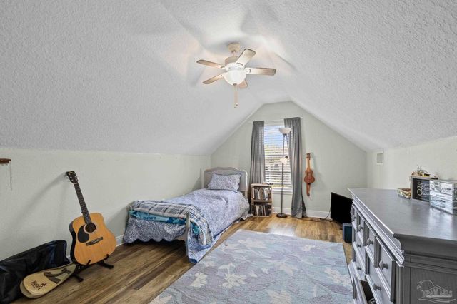 2792 Grand Bay Ct, Navarre, FL 32566