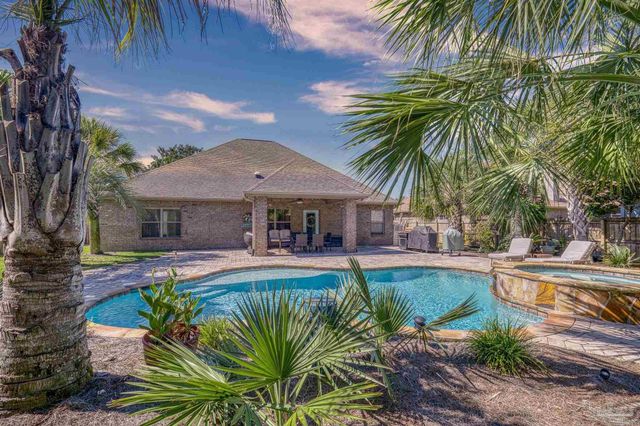 2792 Grand Bay Ct, Navarre, FL 32566