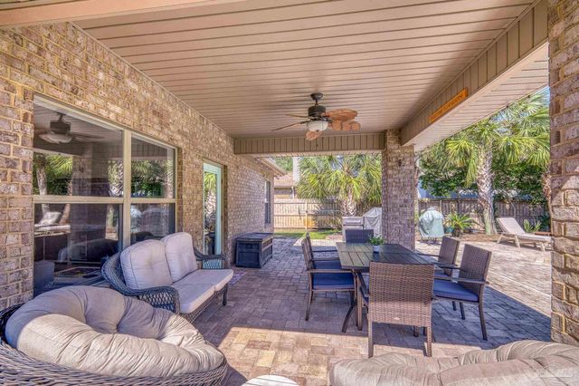 2792 Grand Bay Ct, Navarre, FL 32566