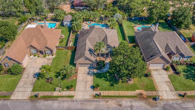 2792 Grand Bay Ct, Navarre, FL 32566