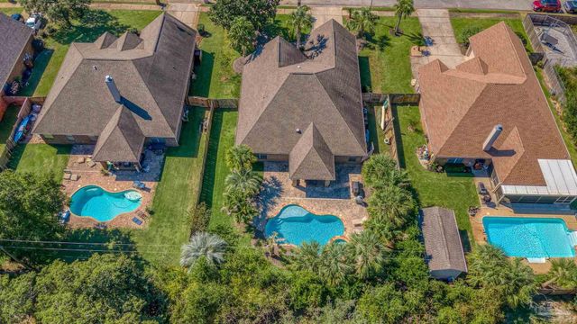 2792 Grand Bay Ct, Navarre, FL 32566