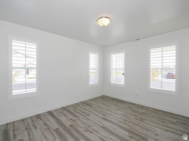 3022 S SHORELINE DR, Syracuse, UT 84075