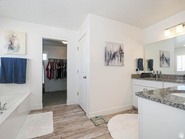 3022 S SHORELINE DR, Syracuse, UT 84075