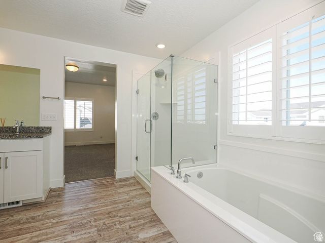 3022 S SHORELINE DR, Syracuse, UT 84075