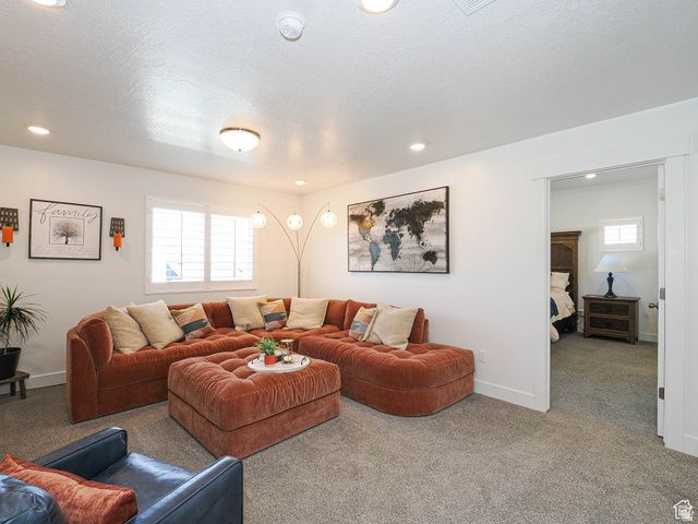 3022 S SHORELINE DR, Syracuse, UT 84075