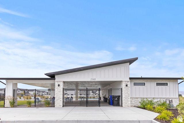 3022 S SHORELINE DR, Syracuse, UT 84075