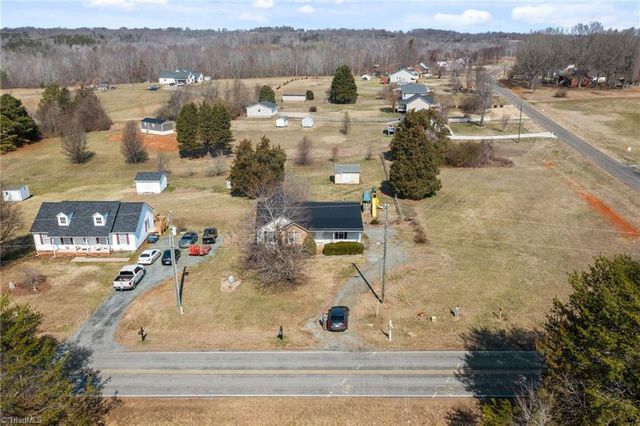 1502 Gibbs Road, Reidsville, NC 27320