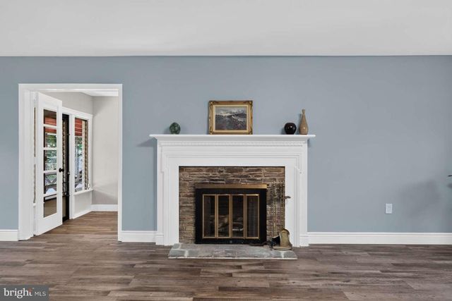 24 WINDING LN, Feasterville Trevose, PA 19053