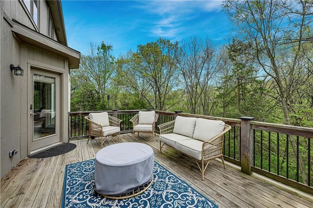 13505 W 53rd Terrace, Shawnee, KS 66216