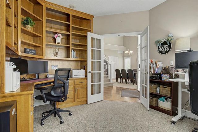13505 W 53rd Terrace, Shawnee, KS 66216