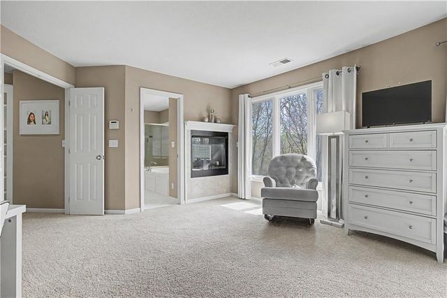 13505 W 53rd Terrace, Shawnee, KS 66216