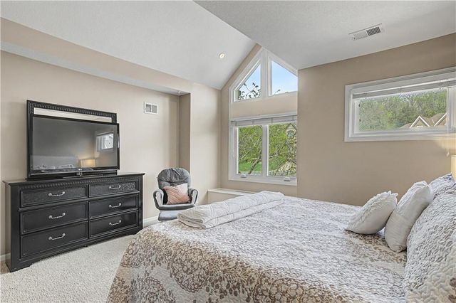13505 W 53rd Terrace, Shawnee, KS 66216